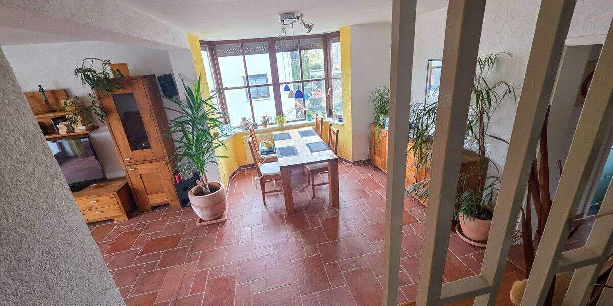 Reihenendhaus Aue-Bad Schlema Schlema - 6 Zimmer, 160 m&sup2;, 270.000&euro; | Angebot:25688337