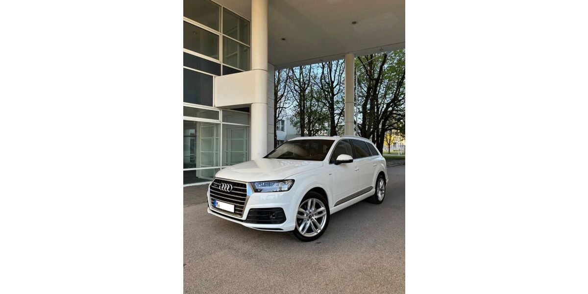 Audi Q7 227.000 km 22.499 &euro; München 81825
