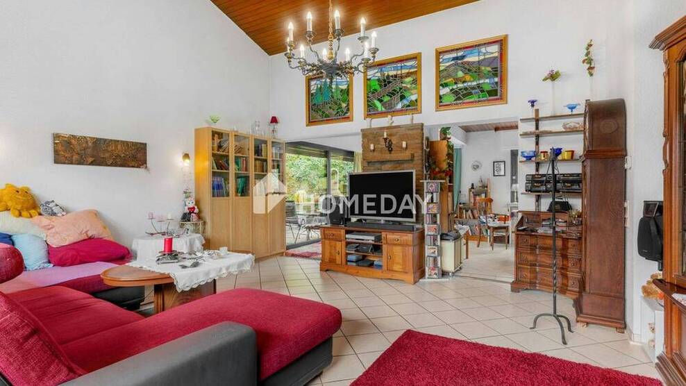 Wohnen auf dem Seltersberg - gepflegtes EFH mit 2 Vollgeschossen, Garage und Garten