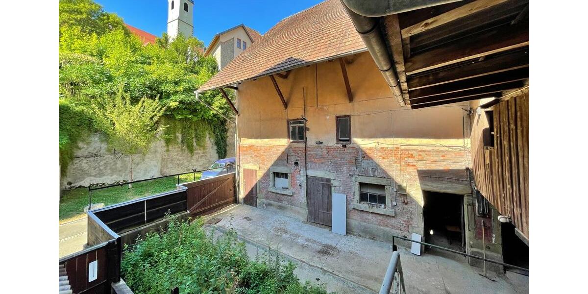 Einfamilienhaus Horb am Neckar - 11 Zimmer, 220 m&sup2;, 2.900&euro; | Angebot:25920770