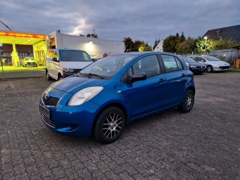 Toyota Yaris 204.419 km 1.999 € Gründau 63584