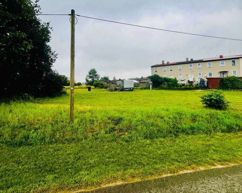Grundstück zu verkaufen in Dreschvitz 70.000 € 2493 m²