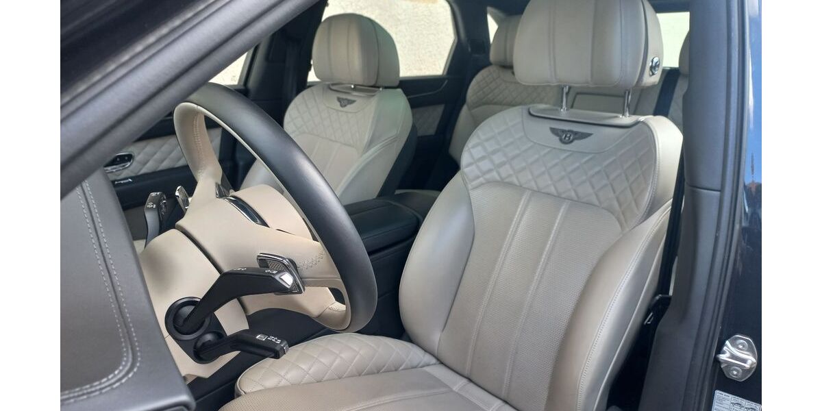 Bentley Bentayga 105.300 km 84.999 &euro; Frankfurt 65933