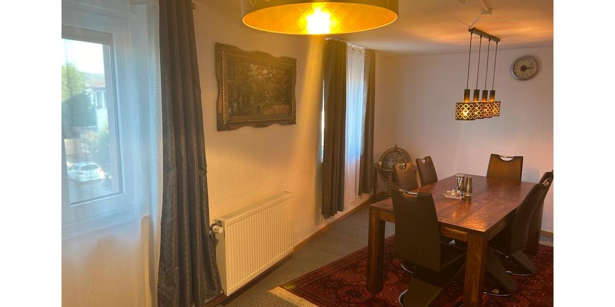 Einfamilienhaus Großwallstadt - 6 Zimmer, 180 m&sup2;, 2.200&euro; | Angebot:24240097