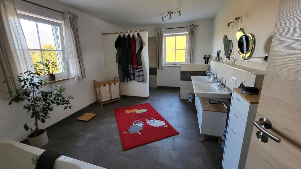Einfamilienhaus Tann - 5 Zimmer, 168 m&sup2;, 590&euro; | Angebot:25977756