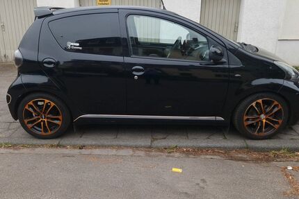 Toyota Aygo (X) 111.250 km 2.500 &euro; Köln 50935