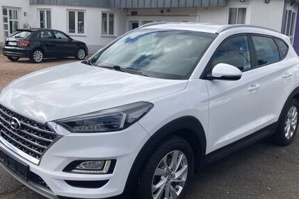 Hyundai TUCSON 120.000 km 16.990 &euro; Bruchmühlbach 66892