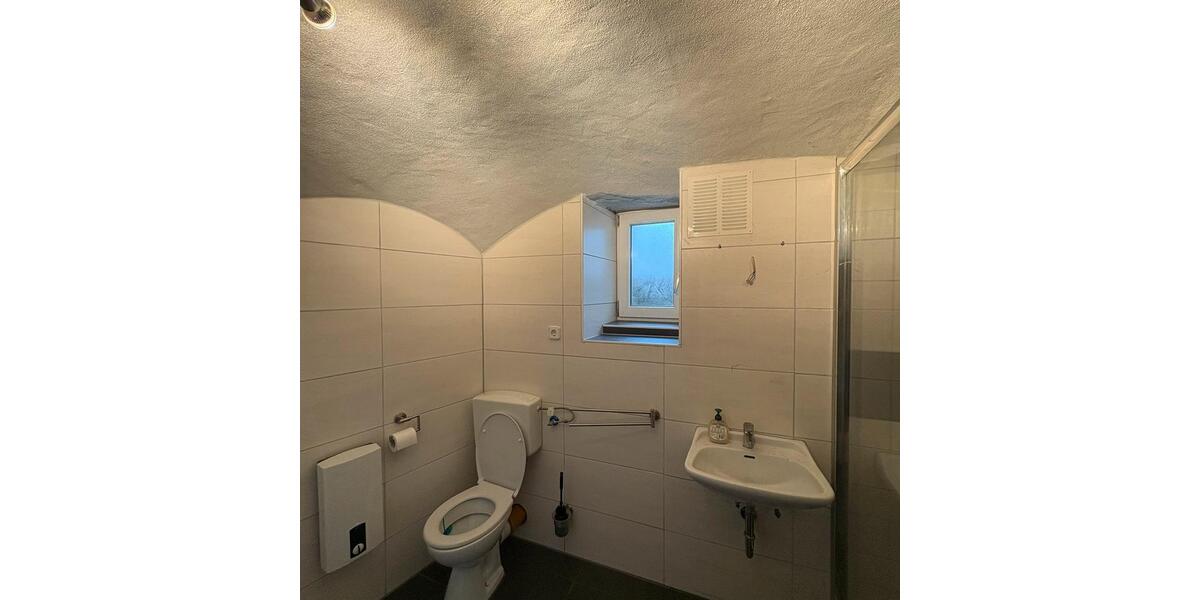 Einfamilienhaus Kastl - 7 Zimmer, 120 m&sup2;, 110.000&euro; | Angebot:27033743