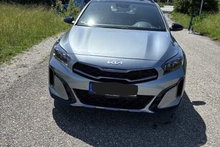 Kia XCeed 16.500 km 21.900 &euro; München 81249