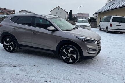 Hyundai TUCSON 129.456 km 15.800 &euro; Kirchroth 94356