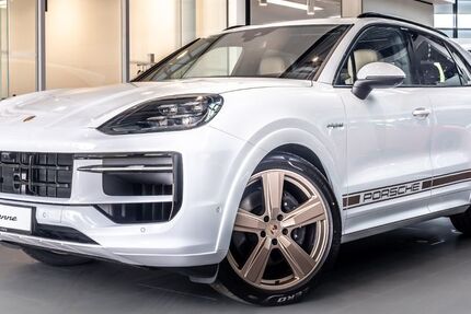 Porsche Cayenne 15.900 km 119.800 € Leipzig 04356