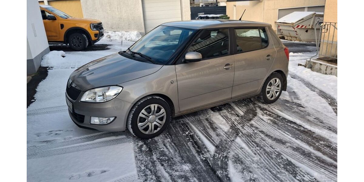Skoda Fabia 130.000 km 5.400 &euro; Gummersbach 51645