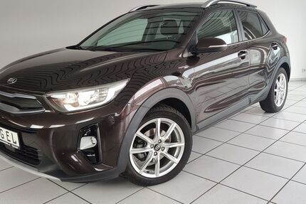 Kia Stonic 40.000 km 14.800 € Birkenfeld 55765