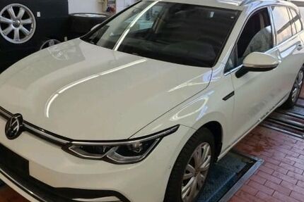 VW Golf 8.094 km 25.450 &euro; Aalen 73431