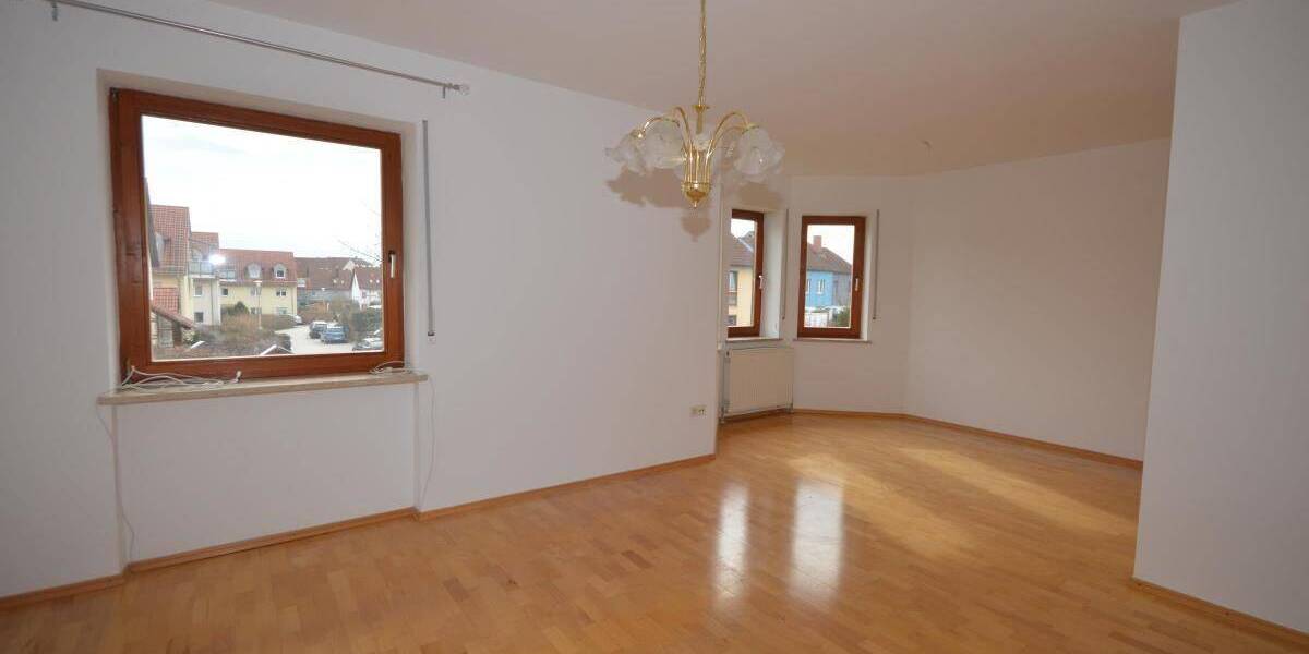 Einfamilienhaus Neumarkt Altenhof - 6 Zimmer, 170 m&sup2;, 1.580&euro; | Angebot:26891444