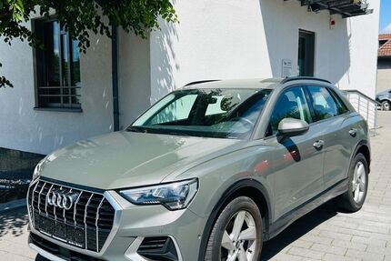 Audi Q3 92.000 km 24.900 &euro; Bielefeld 33647