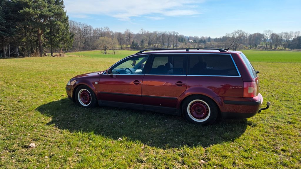 VW Passat Variant 423.900 km 2.200 &euro; Elstra 01920