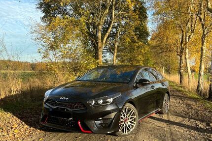 Kia pro ceed / ProCeed 32.100 km 24.990 &euro; Bremen 28755