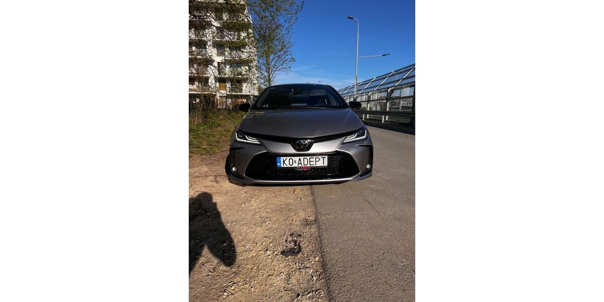Toyota Corolla 185.000 km 18.999 &euro; Kraków 30-38