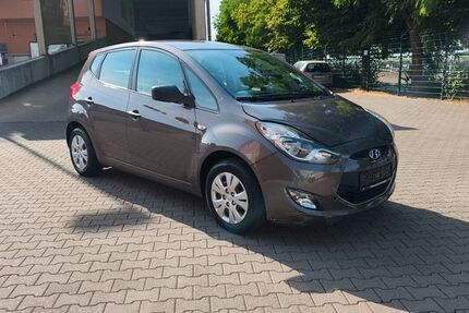 Hyundai ix20 171.000 km 2.990 &euro; Wesseling 50389