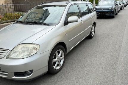 Toyota Corolla 234.100 km 2.200 &euro; Herford 32051