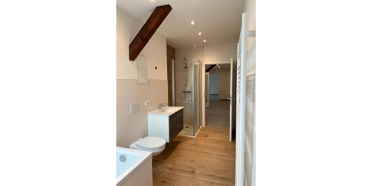 4-Raum-Dachgeschoss-Wohnung im Bahnhof Sohland 4 zimmer