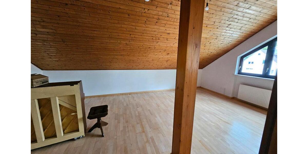 Doppelhaushälfte Seligenstadt - 5 Zimmer, 160 m&sup2;, 1.600&euro; | Angebot:26532836