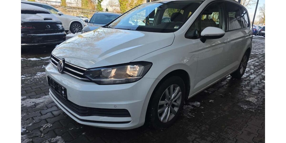VW Touran 224.880 km 8.880 &euro; Hannover 30165