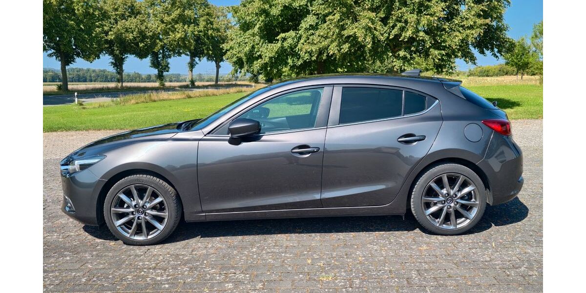 Mazda 3 62.000 km 14.800 &euro; Wolsfeld 54636