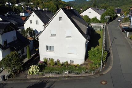 Haus Dillenburg Oberscheld - 6 Zimmer, 157 m&sup2;, 249.000&euro; | Angebot:24560651