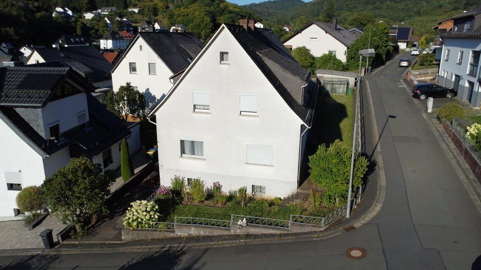 Mehrfamilienhaus, Wohnhaus Dillenburg Oberscheld - 6 Zimmer, 157 m&sup2;, 249.000&euro; | Angebot:24560651