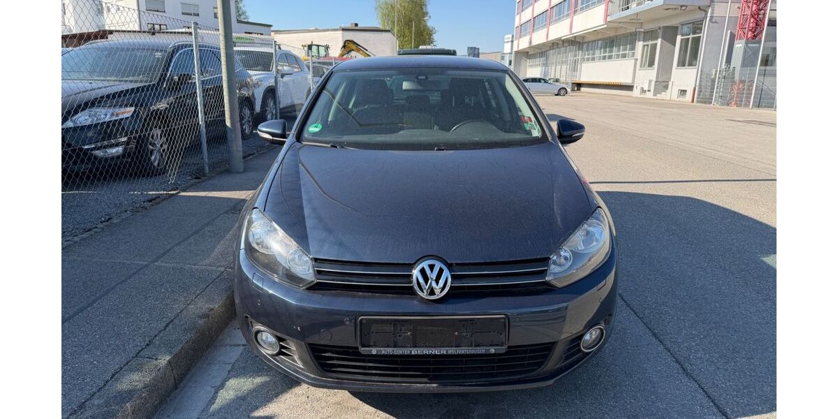 VW Golf 300.000 km 2.450 &euro; Rosenheim 83022