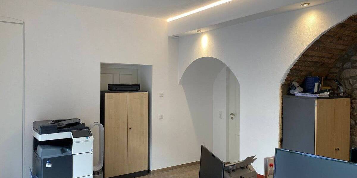 Gewerbeobjekt Bensheim Auerbach - 120&euro; | Angebot:26431763