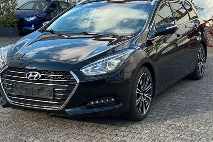 Hyundai i40 132.000 km 10.999 &euro; Limburg-Linter 65550
