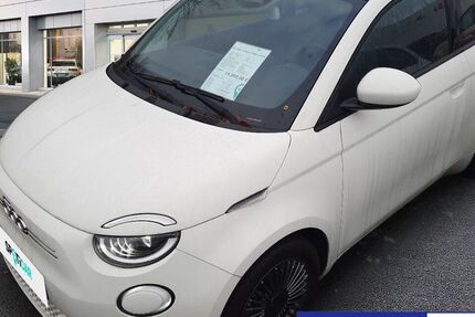 Fiat 500e 27.364 km 19.890 &euro; Hamburg 22457