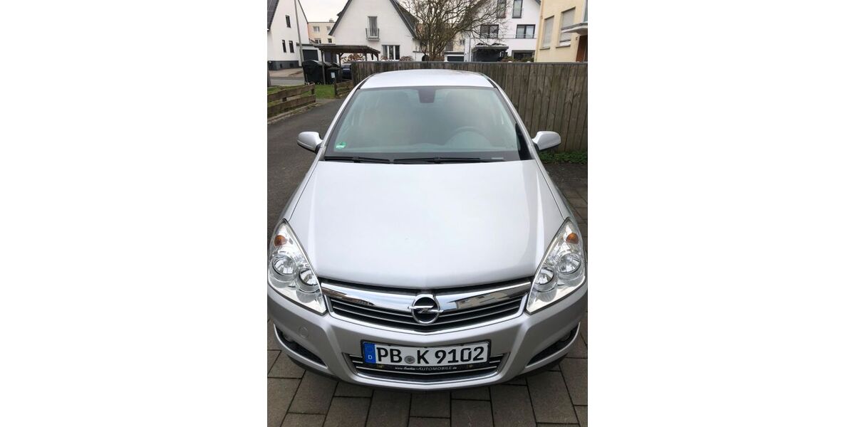 Opel Astra 207.000 km 1.200 &euro; Paderborn 33102