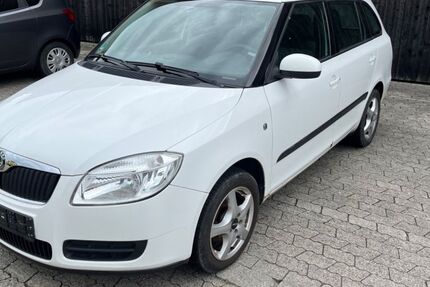 Skoda Fabia 97.605 km 790 &euro; Murnau 82418