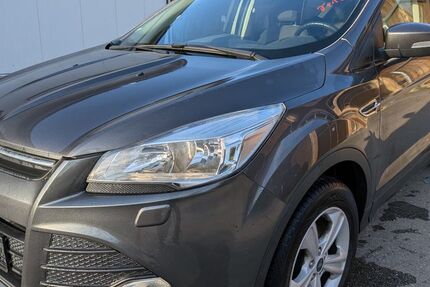 Ford Kuga 88.000 km 7.980 &euro; Eching am Ammersee 82279
