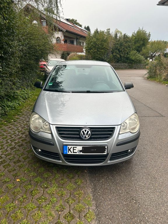 VW Polo 184.000 km 2.690 € Kempten 87439