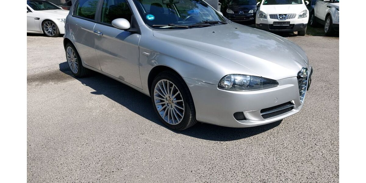 Alfa Romeo 147 185.500 km 1.990 &euro; Würzburg 97082