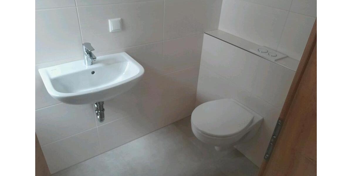 Bungalow Osterhofen - 1 Zimmer, 90 m&sup2;, 1.100&euro; | Angebot:25050708