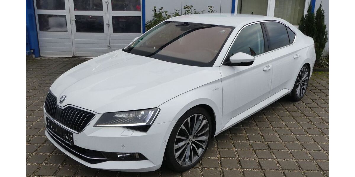 Skoda Superb 246.000 km 11.490 &euro; Cottbus 03042