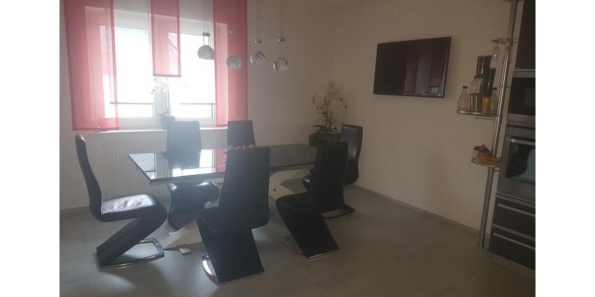 Haus zu Miete 7 zimmer