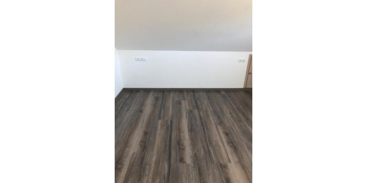 Dachgeschoßwohnung Bergneustadt - 2 Zimmer, 58 m&sup2;, 675&euro; | Angebot:26397852