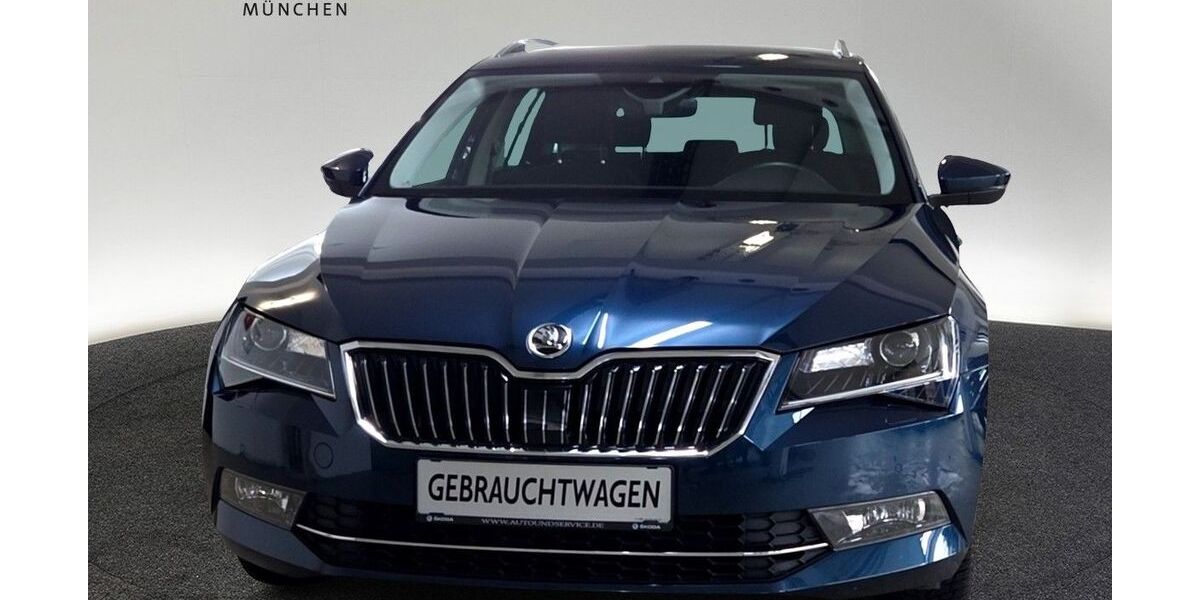 Skoda Superb 65.500 km 19.960 € München 80935