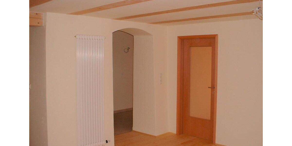 Etagenwohnung Pfreimd - 3.5 Zimmer, 113 m&sup2;, 670&euro; | Angebot:26703598