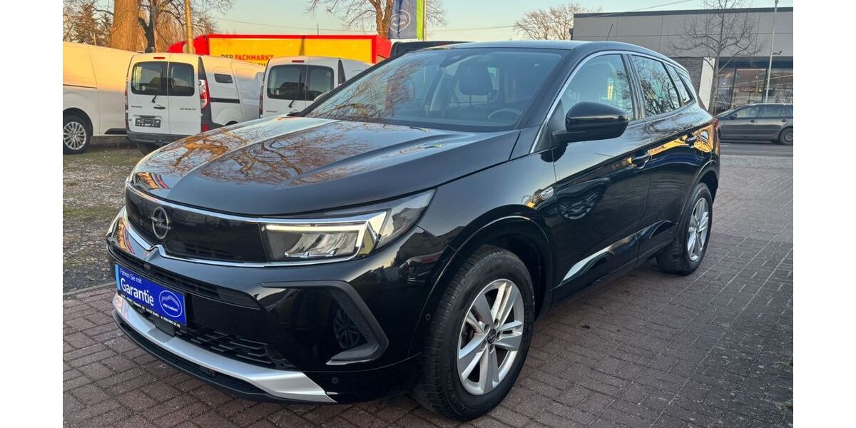 Opel Grandland (X) 53.700 km 18.400 &euro; Berlin 13127
