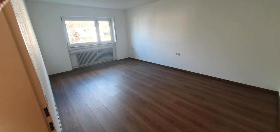 Etagenwohnung Giengen an der Brenz - 2 Zimmer, 73 m&sup2;, 740&euro; | Angebot:26250416