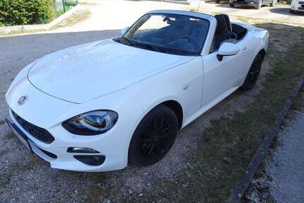 Fiat 124 Spider