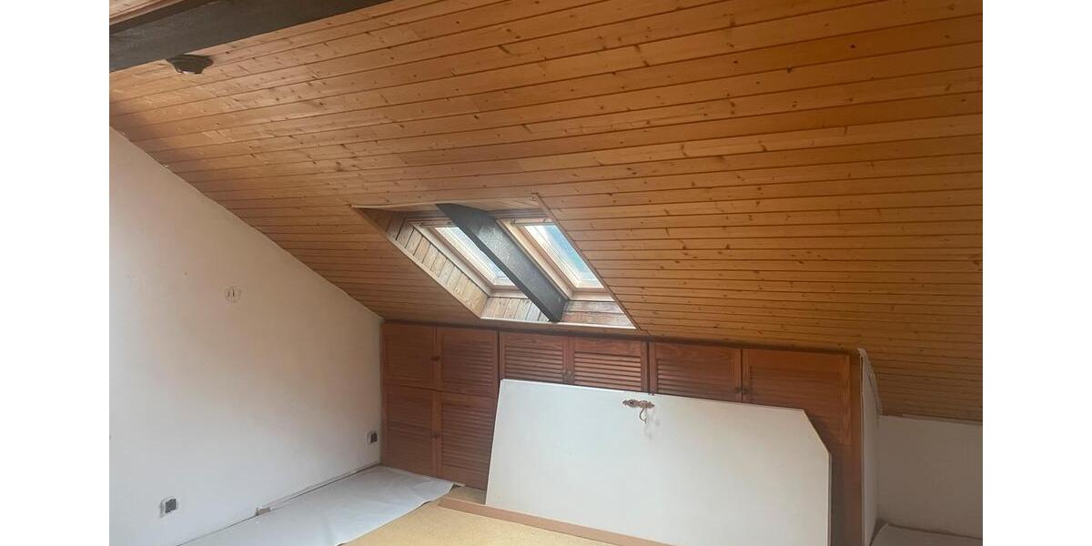 Etagenwohnung Großkrotzenburg - 5 Zimmer, 93 m&sup2;, 1.560&euro; | Angebot:24657900